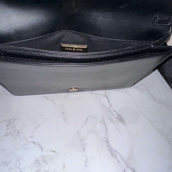 Tory Burch Envelope Flap - Picture 4 of 5